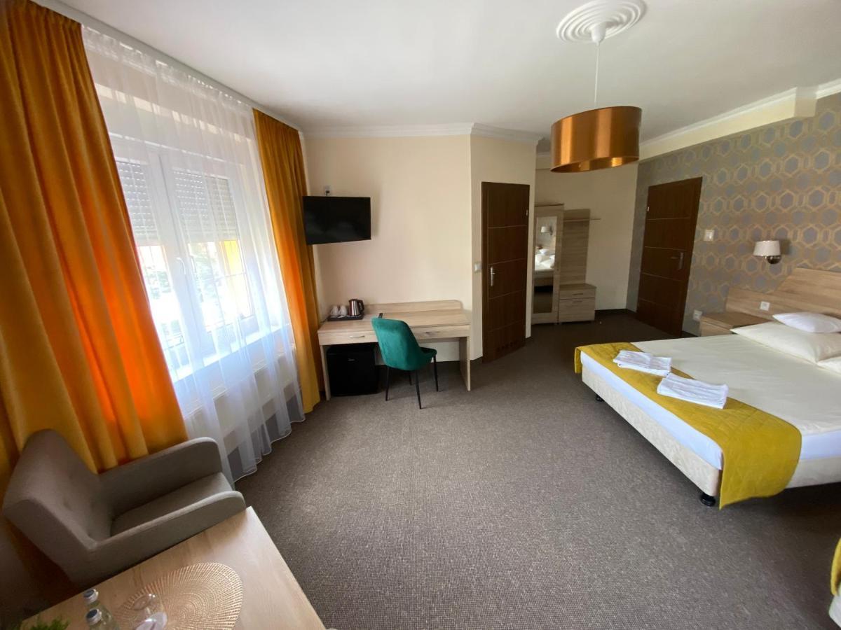 Pasja Noclegi B&B Wolow  Exteriör bild